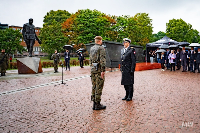  WOJEWÓDZKIE UROCZYSTOŚCI NARODOWEGO DNIA PAMIĘCI POWSTANIA WARSZAWSKIEGO I 79. ROCZNICY WYBUCHU POWSTANIA WARSZAWSKIEGO