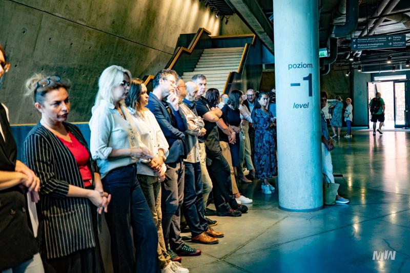 "Enter Into History" Dramatic living conditions of the Polish civilian population in Warsaw during the Uprising
