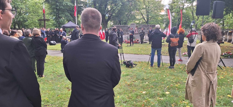 UROCZYSTOŚCI MIEJSKIE, cmentarzu Ofiar Terroru Hitlerowskiego przy ul. Bolesława Chrobrego