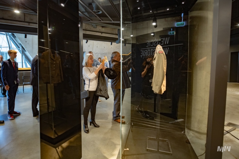 "Wejście w historię" - Kurtka oficerska księdza Franciszka Pluty