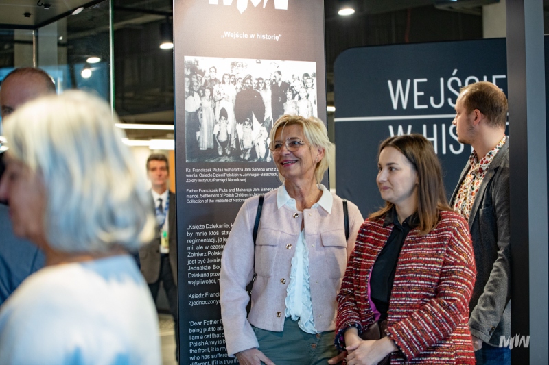 "Wejście w historię" - Kurtka oficerska księdza Franciszka Pluty