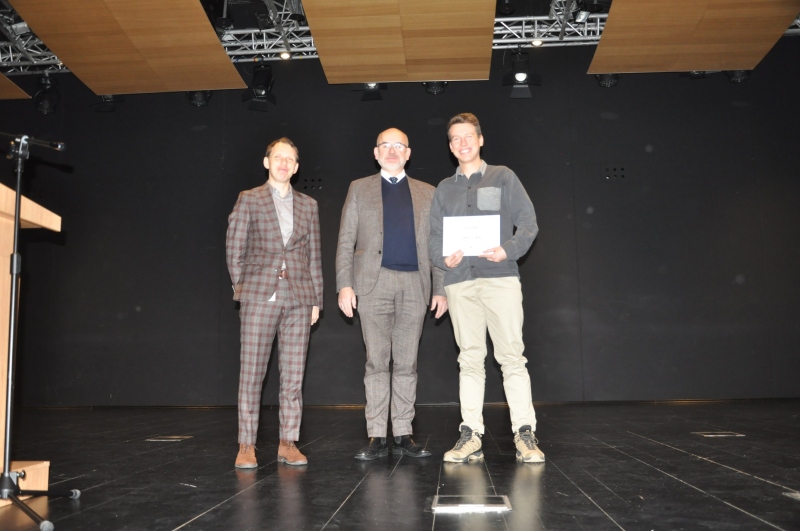 Nowi przewodnicy po wystawie głównej MIIWŚ odebrali certyfikaty