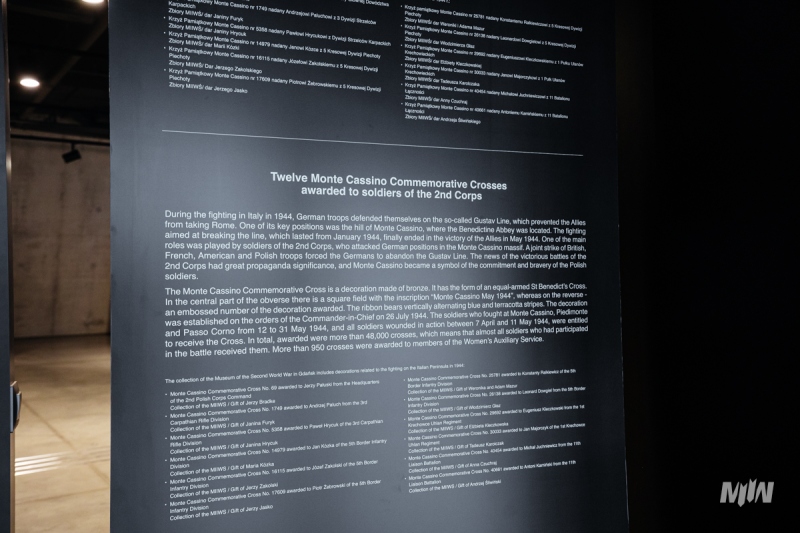 "Wejście w historię" - Dwanaście Krzyży Pamiątkowych Monte Cassino nadanych żołnierzom 2. Korpusu