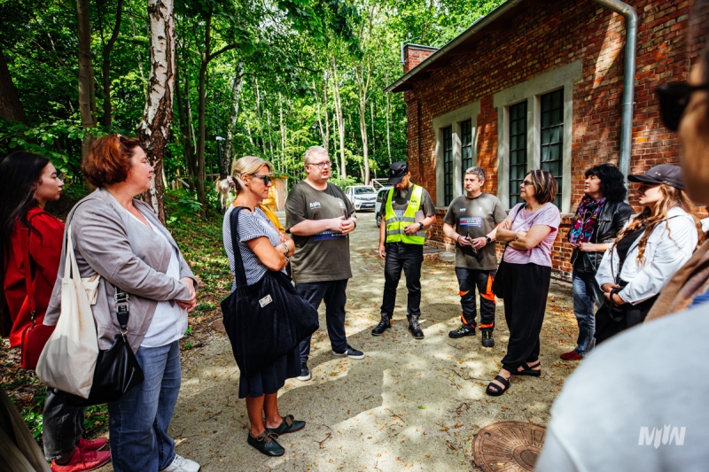 On the first day, school groups participated in the activities on the Peninsula. 