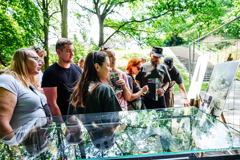 On the second day, visitors in the ‘Fort’ area, where excavations were being conducted, could listen to archaeologists talk about the specifics of the research team's work and the artifacts recovered