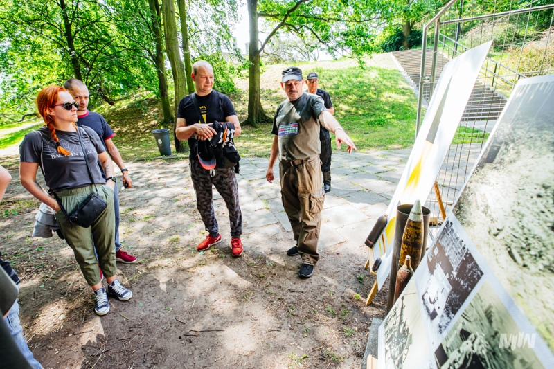 On the second day, visitors in the ‘Fort’ area, where excavations were being conducted, could listen to archaeologists talk about the specifics of the research team's work and the artifacts recovered