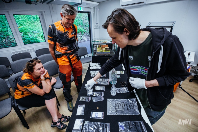 On the second day, visitors in the ‘Fort’ area, where excavations were being conducted, could listen to archaeologists talk about the specifics of the research team's work and the artifacts recovered