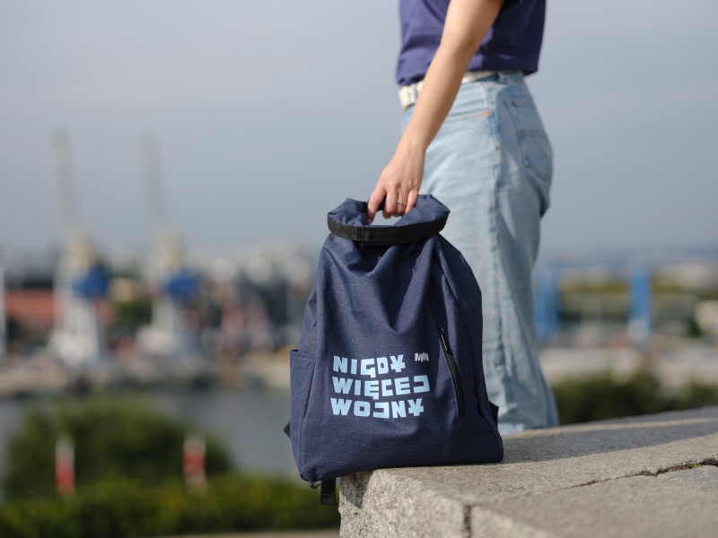 NIGDY WIĘCEJ WOJNY - nowa kolekcja gadżetów MIIWŚ (zdj. Bartosz Bańka)