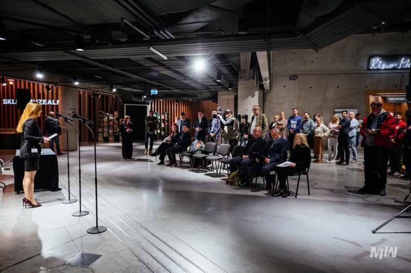 ‘Stepping into History’ – A Book from Józef Ulma’s Collection at the MSWW