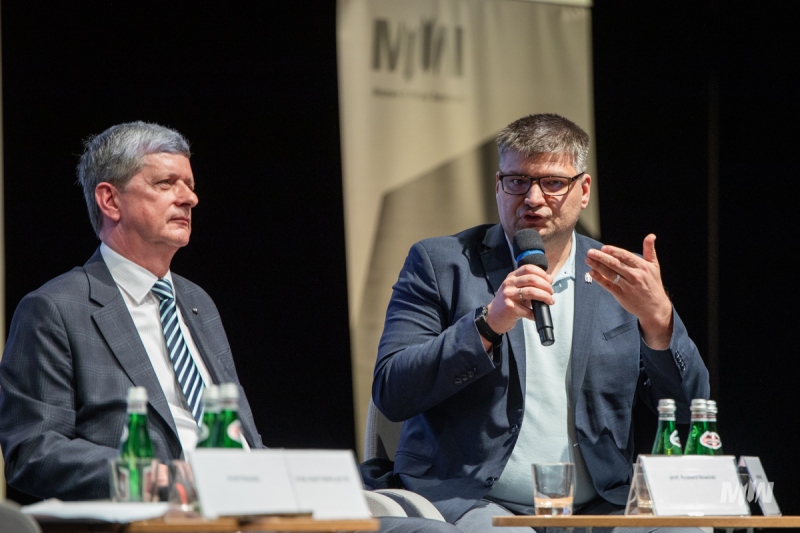 Za nami debaty w nawiązaniu do 80. rocznicy zakończenia wojny i wykład prof. Normana Daviesa