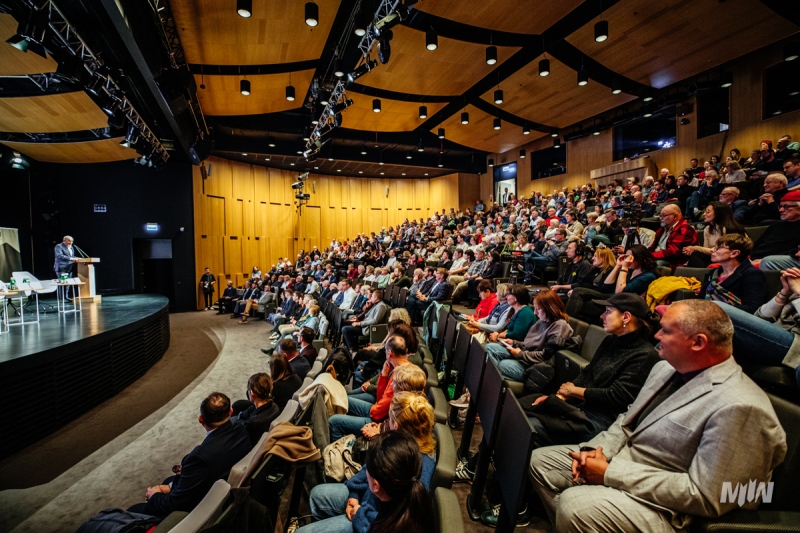 Za nami debaty w nawiązaniu do 80. rocznicy zakończenia wojny i wykład prof. Normana Daviesa