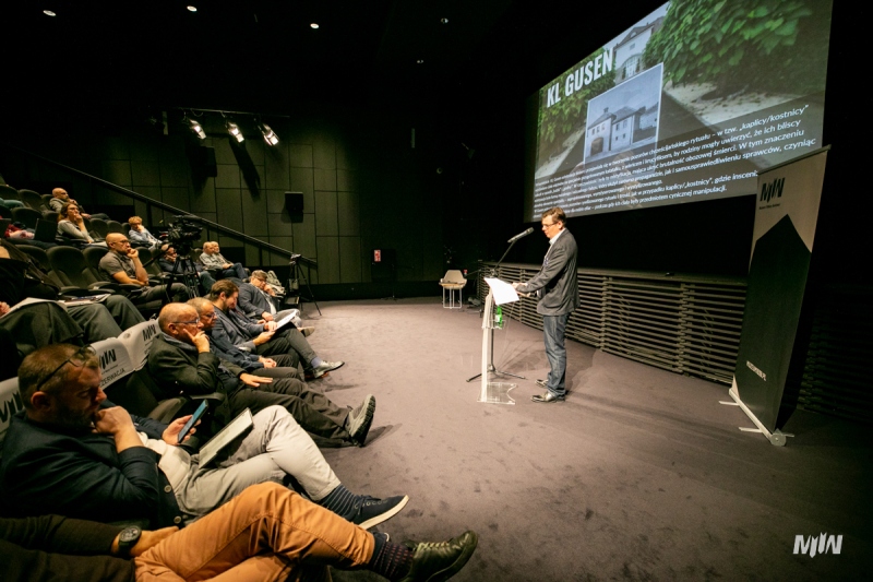 Konferencja naukowa „Fałszerstwa i mity w dziejach” za nami