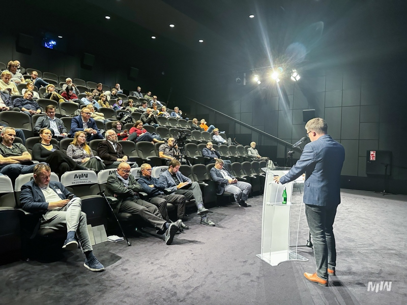 Konferencja naukowa „Fałszerstwa i mity w dziejach” za nami