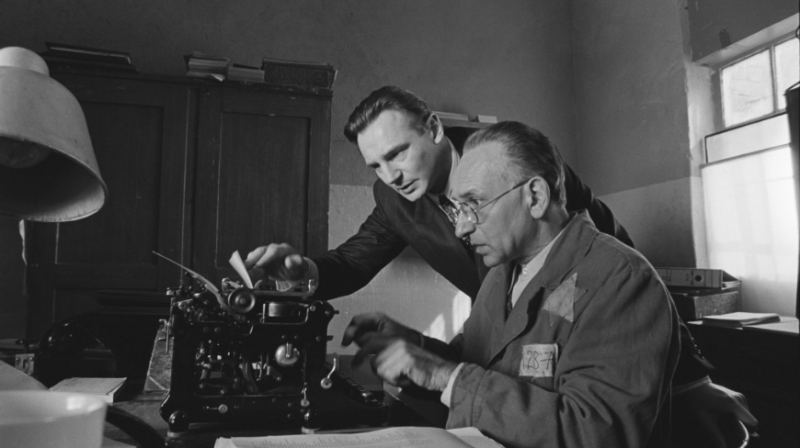 MIĘDZYNARODOWY DZIEŃ PAMIĘCI O OFIARACH HOLOKAUSTU | Filmy "Lista Schindlera" i "Kto napisze naszą historię"