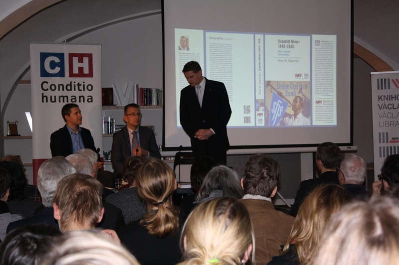 Promocja książki Piotra M. Majewskiego w Pradze