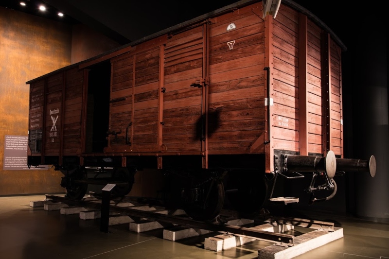 10 lutego 1940 pierwsza masowa deportacja Polaków 