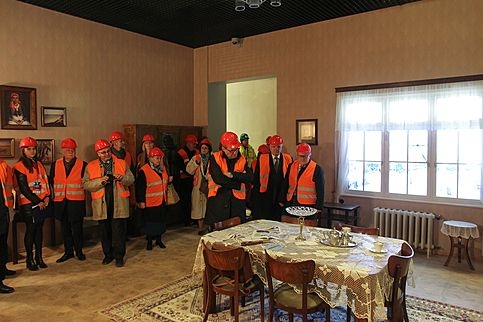 Uczestnicy obchodów 30. rocznicy powstania Trybunału Konstytucyjnego zwiedzili Muzeum II Wojny Światowej