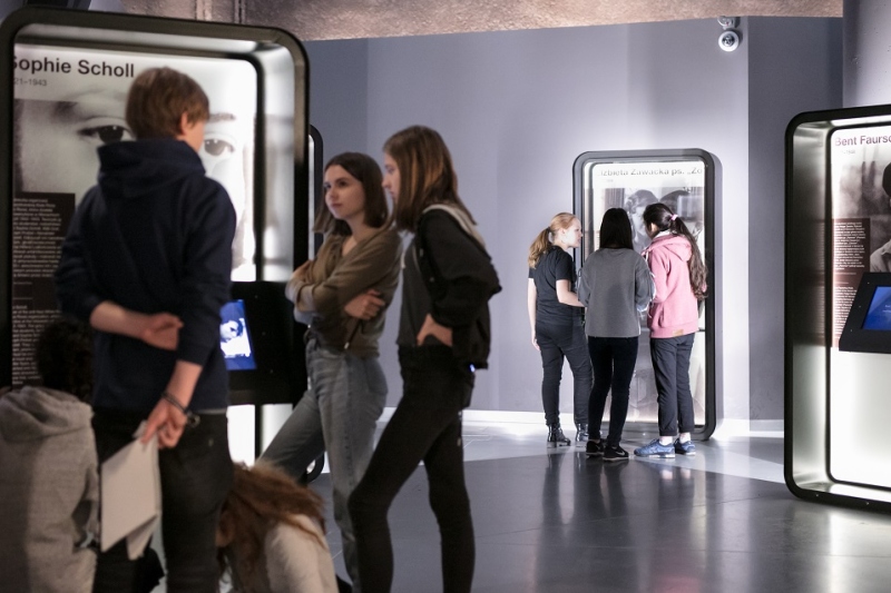 Bohaterowie znani i nieznani kl. VII-VIII