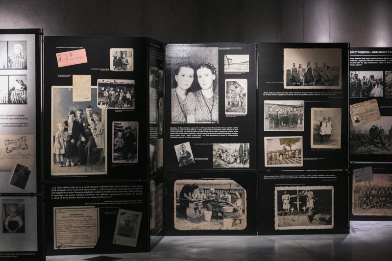  Otwarcia wystawy „Zachować pamięć"