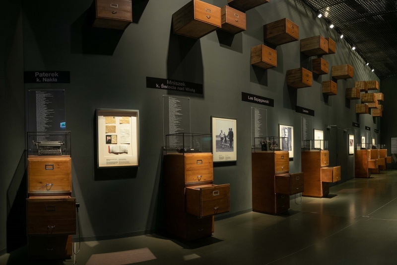 Zbrodnie niemieckie i sowieckie na Pomorzu w okresie II wojny światowej