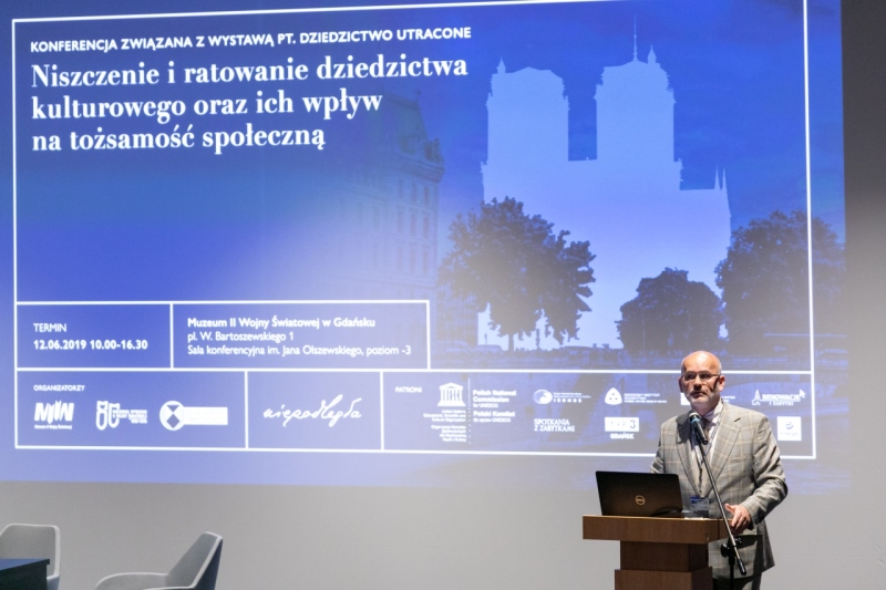 Konferencja "Niszczenie i ratowanie dziedzictwa kulturowego oraz ich wpływ na tożsamość społeczną"
