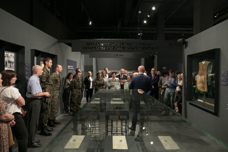 Otwarcie wystawy czasowej „Walka i Cierpienie. Obywatele polscy podczas II wojny światowej”