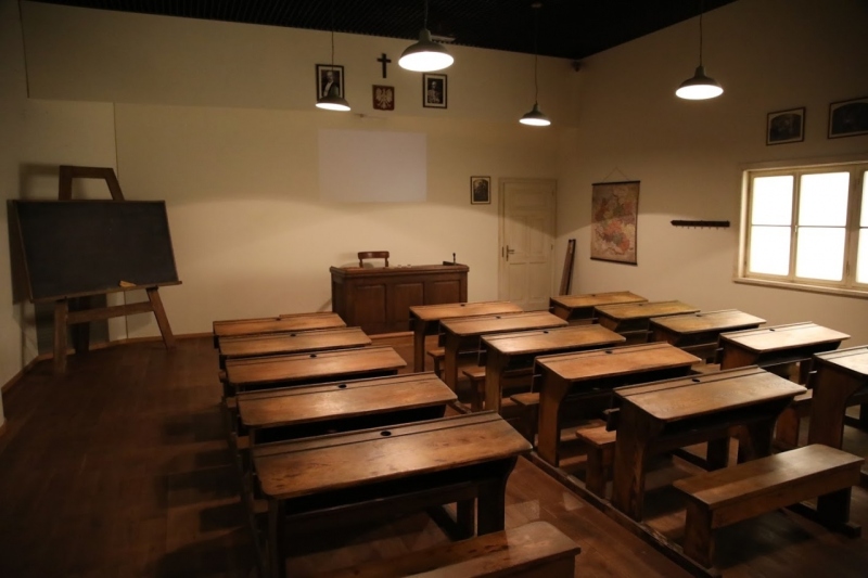 Edukacja w XX-leciu międzywojennym | #M2WSwirtualnie