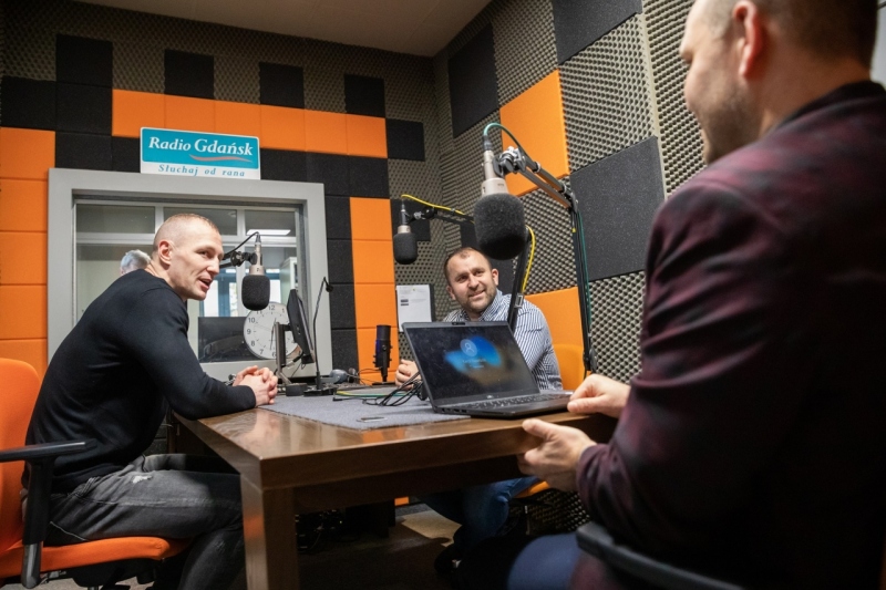 Bokser Nikodem Jeżewski oraz promotor Krystian Każyszka w „Historii Nieoczywistej”