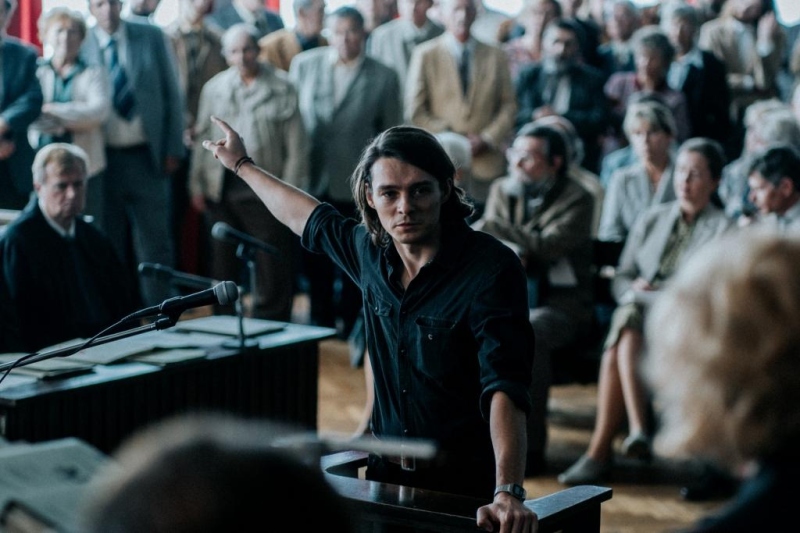 OPISY FILMÓW I ZWIASTUNY: 1.10.-31.10.2021