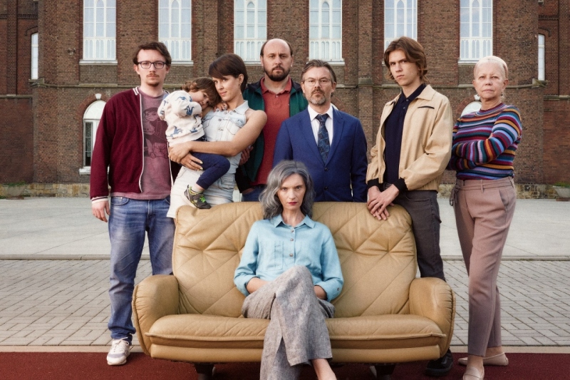 OPISY FILMÓW I ZWIASTUNY: 1.11.-30.11.2021