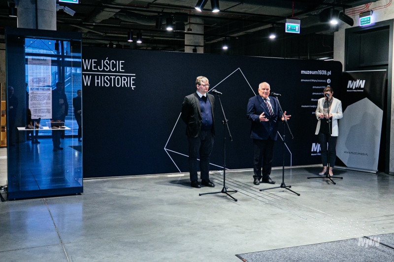 „WEJŚCIE W HISTORIĘ” - prezentacja eksponatów należących do polskiej rodziny Książków