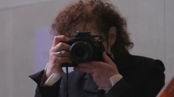 CAŁE TO PIĘKNO I KREW