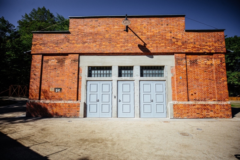 Modernizacja budynku dawnej elektrowni Wojskowej Składnicy Tranzytowej