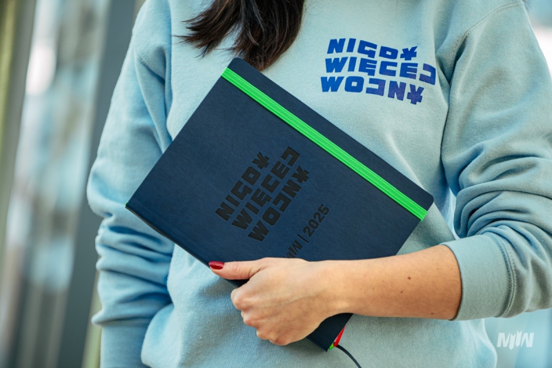 Wyjątkowe kalendarze z kolekcji "Nigdy Więcej Wojny" już dostępne!